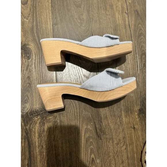 New Women’s J. Crew Bow Blue Stripe Seersucker Printed Mules 8.5 - Picture 4 of 6